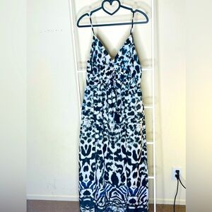 NWT JENNIFER LOPEZ maxi dress w/ stretch on chest /adjustable straps P2P 20”  👗
